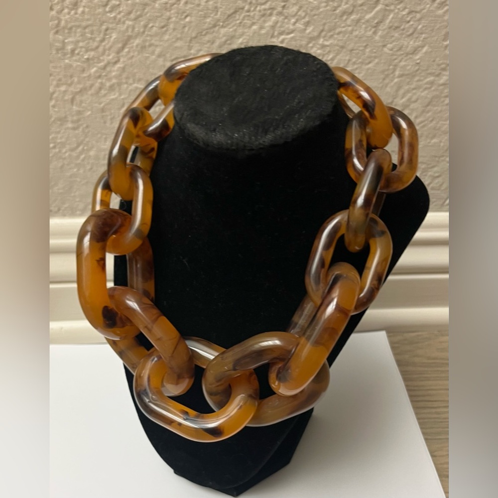 Elegant Brown Chain Necklace - Picture 6 of 10